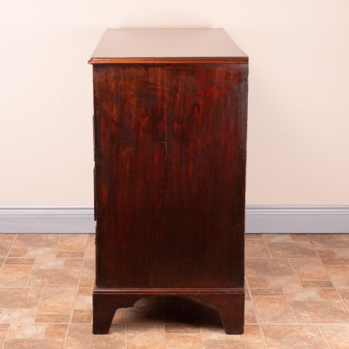 GEORGIAN MAHOGANY CHEST OF DRAWERS - ADDITIONAL PHOTO 7
