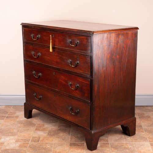 GEORGIAN MAHOGANY CHEST OF DRAWERS - ADDITIONAL PHOTO 8