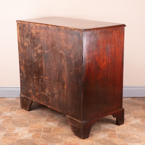 GEORGIAN MAHOGANY CHEST OF DRAWERS - ADDITIONAL PHOTO 15