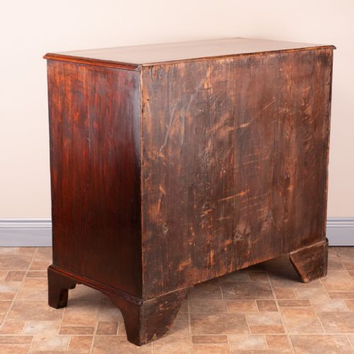 GEORGIAN MAHOGANY CHEST OF DRAWERS - ADDITIONAL PHOTO 17