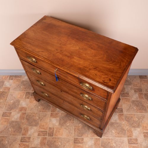 GEORGIAN MAHOGANY CHEST OF DRAWERS - ADDITIONAL PHOTO 9
