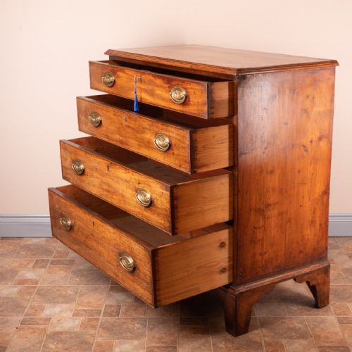GEORGIAN MAHOGANY CHEST OF DRAWERS - ADDITIONAL PHOTO 11