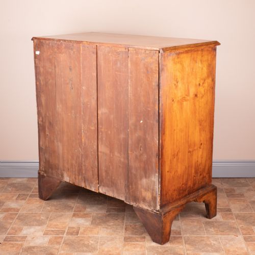 GEORGIAN MAHOGANY CHEST OF DRAWERS - ADDITIONAL PHOTO 16