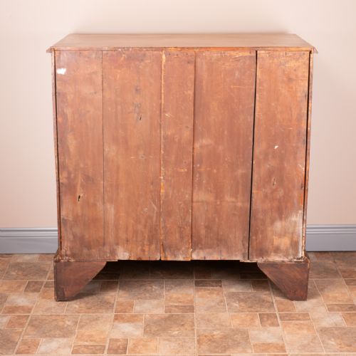GEORGIAN MAHOGANY CHEST OF DRAWERS - ADDITIONAL PHOTO 17