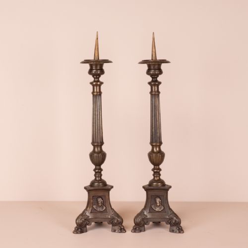 PAIR OF BRASS PRICKET CANDLESTICKS - ADDITIONAL PHOTO 1