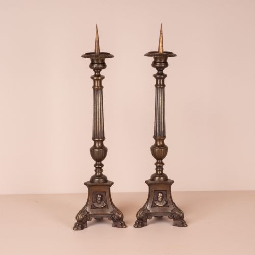 PAIR OF BRASS PRICKET CANDLESTICKS - ADDITIONAL PHOTO 2