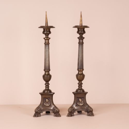 PAIR OF BRASS PRICKET CANDLESTICKS - ADDITIONAL PHOTO 3
