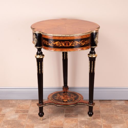 FINE QUALITY FRENCH MARQUETRY ORMOLU MOUNTED OCCASIONAL TABLE - ADDITIONAL PHOTO 9