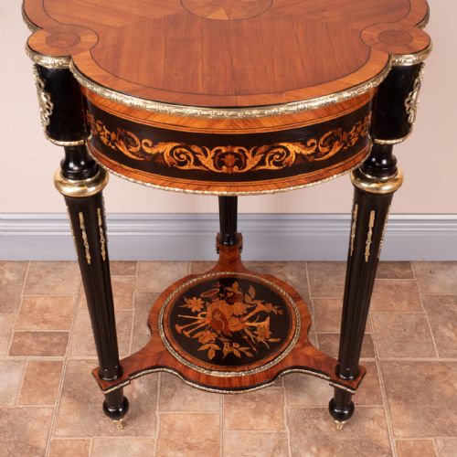 FINE QUALITY FRENCH MARQUETRY ORMOLU MOUNTED OCCASIONAL TABLE - ADDITIONAL PHOTO 15