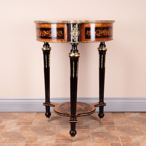 FINE QUALITY FRENCH MARQUETRY ORMOLU MOUNTED OCCASIONAL TABLE - ADDITIONAL PHOTO 18