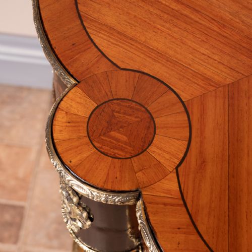 FINE QUALITY FRENCH MARQUETRY ORMOLU MOUNTED OCCASIONAL TABLE - ADDITIONAL PHOTO 21