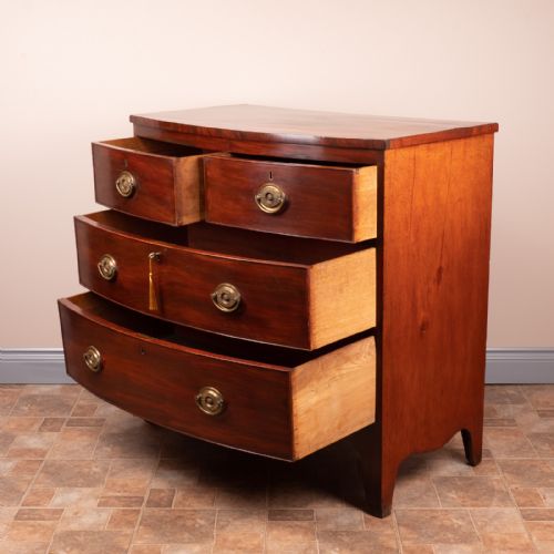19THC MAHOGANY BOW FRONTED CHEST OF DRAWERS - ADDITIONAL PHOTO 5