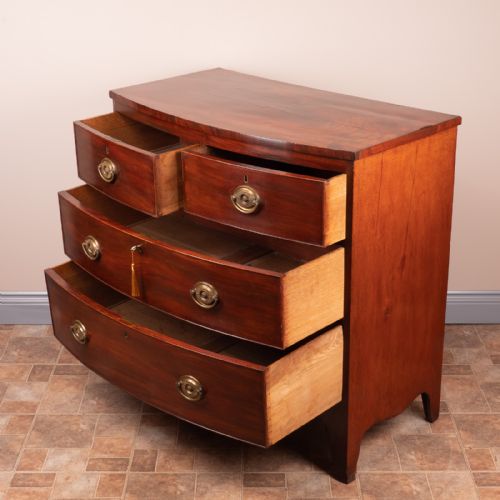 19THC MAHOGANY BOW FRONTED CHEST OF DRAWERS - ADDITIONAL PHOTO 6