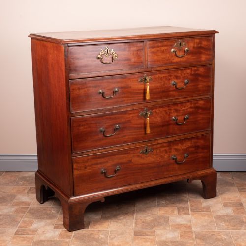 GOOD QUALITY GEORGIAN MAHOGANY CHEST OF DRAWERS - ADDITIONAL PHOTO 9