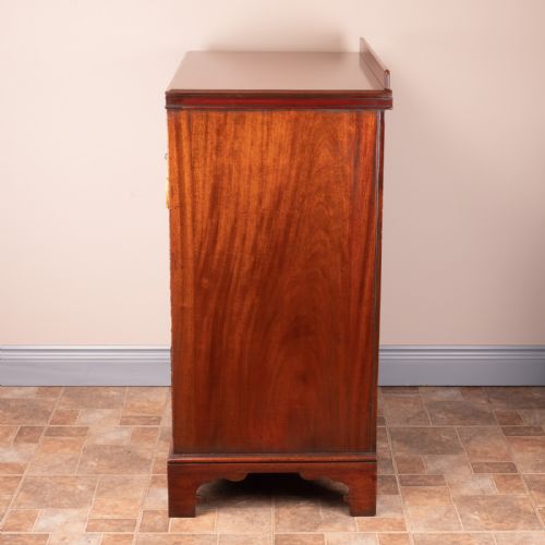 WARING GILLOW MAHOGANY CHEST OF DRAWERS - ADDITIONAL PHOTO 4