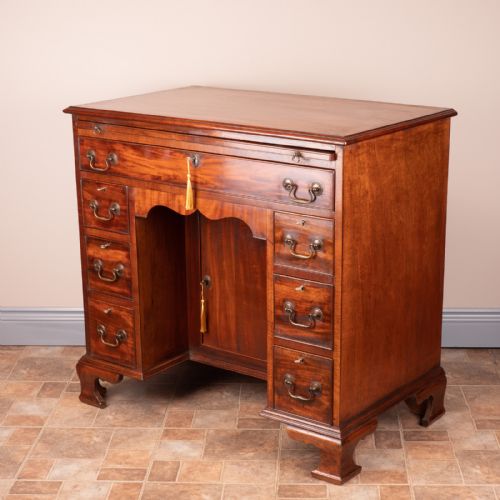 MAHOGANY KNEEHOLE DESK WITH BRUSHING SLIDE - ADDITIONAL PHOTO 7