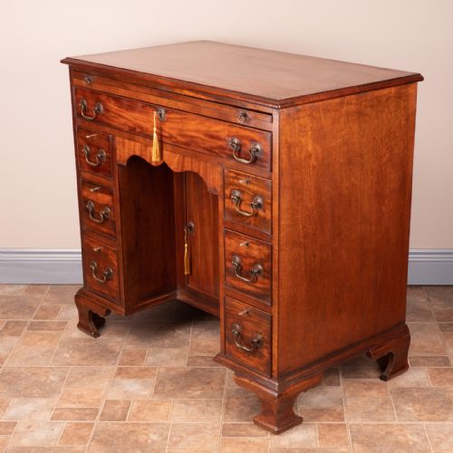 MAHOGANY KNEEHOLE DESK WITH BRUSHING SLIDE - ADDITIONAL PHOTO 9