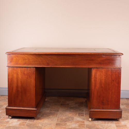 VICTORIAN MAHOGANY PEDESTAL DESK - ADDITIONAL PHOTO 11
