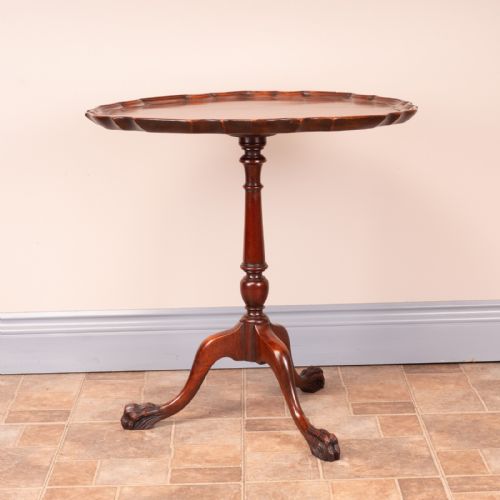 GOOD QUALITY MAHOGANY OVAL PIE CRUST OCCASIONAL WINE TABLE - ADDITIONAL PHOTO 2