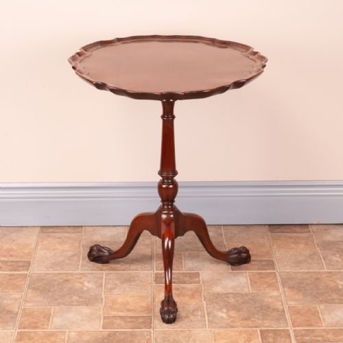 GOOD QUALITY MAHOGANY OVAL PIE CRUST OCCASIONAL WINE TABLE - ADDITIONAL PHOTO 4