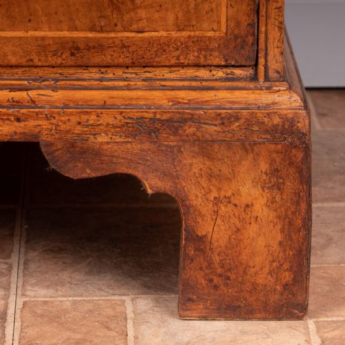 EARLY 18THC INLAID WALNUT CHEST OF DRAWERS - ADDITIONAL PHOTO 19