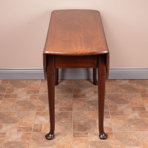 GEORGIAN MAHOGANY PAD FOOT DROP LEAF TABLE - ADDITIONAL PHOTO 6