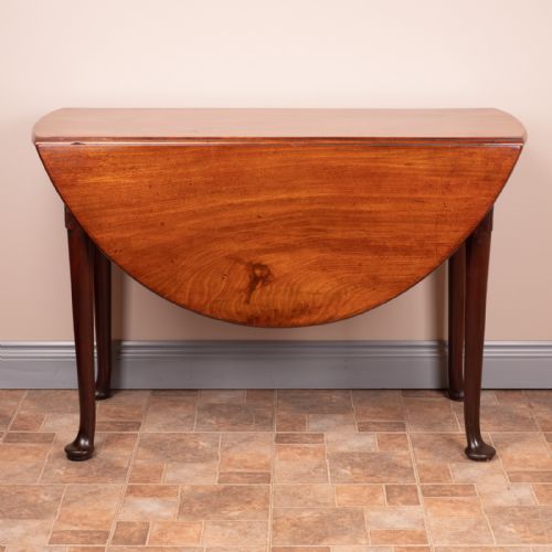 GEORGIAN MAHOGANY PAD FOOT DROP LEAF TABLE - ADDITIONAL PHOTO 9