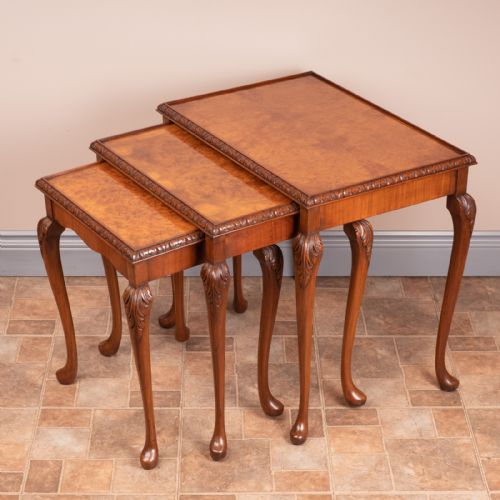 GOOD QUALITY WALNUT NEST OF THREE TABLES - ADDITIONAL PHOTO 7