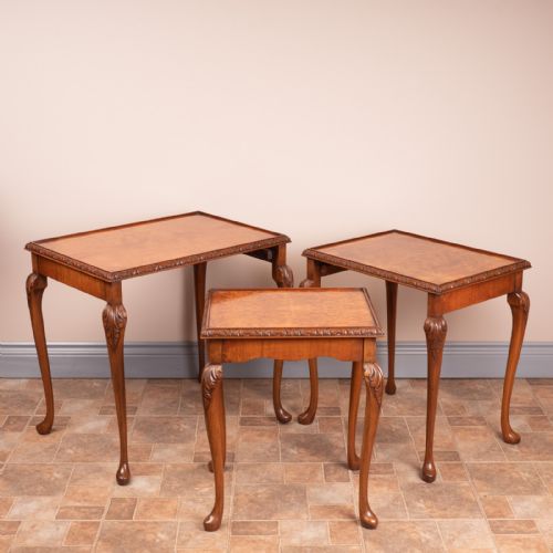 GOOD QUALITY WALNUT NEST OF THREE TABLES - ADDITIONAL PHOTO 12