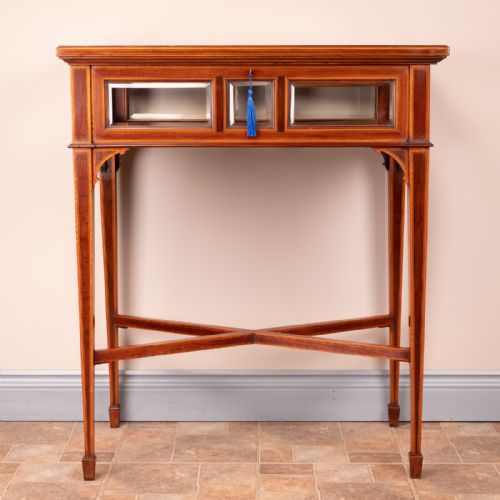FINE QUALITY EDWARDIAN INLAID MAHOGANY BIJOUTERIE DISPLAY TABLE - ADDITIONAL PHOTO 1