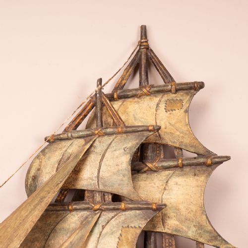 CARVED WOODEN GALLEON MODEL - ADDITIONAL PHOTO 5