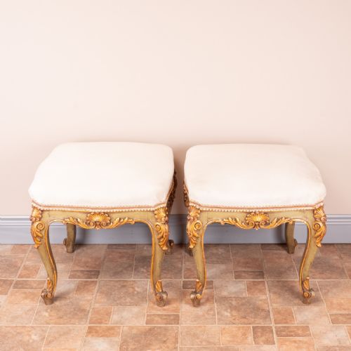 DECORATIVE PAIR OF PAINTED AND GILDED CONTINENTAL 19THC STOOLS - ADDITIONAL PHOTO 3
