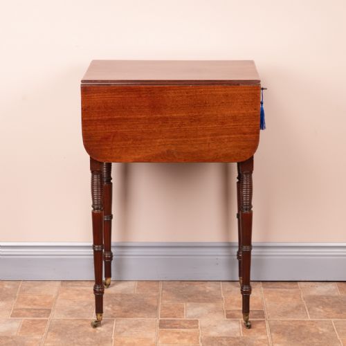 GOOD QUALITY REGENCY MAHOGANY PEMBROKE WORK TABLE - ADDITIONAL PHOTO 5