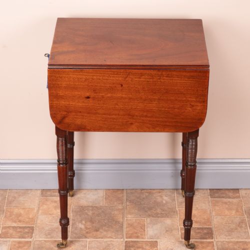 GOOD QUALITY REGENCY MAHOGANY PEMBROKE WORK TABLE - ADDITIONAL PHOTO 9