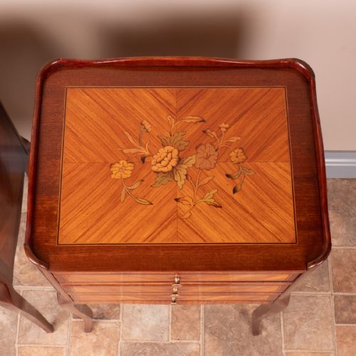 GOOD QUALITY PAIR OF FRENCH INLAID BEDSIDE CHESTS OF DRAWERS - ADDITIONAL PHOTO 4