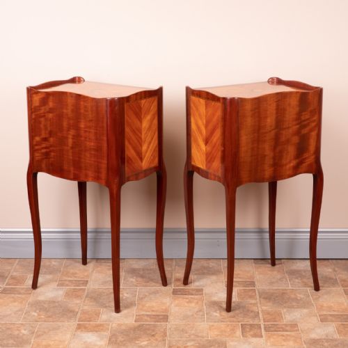 GOOD QUALITY PAIR OF FRENCH INLAID BEDSIDE CHESTS OF DRAWERS - ADDITIONAL PHOTO 8