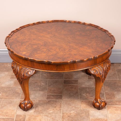 GOOD QUALITY WALNUT COFFEE TABLE - ADDITIONAL PHOTO 5