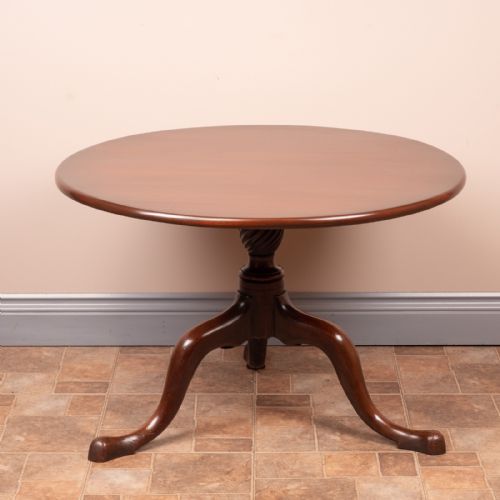 19thc mahogany round coffee table - CATEGORY: ANTIQUE TABLES - DATED 19TH CENTURY