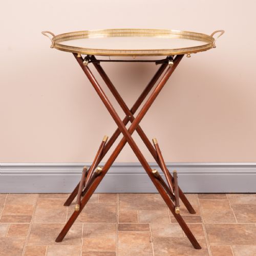 MIRRORED TRAY AND FOLDING STAND - ADDITIONAL PHOTO 1