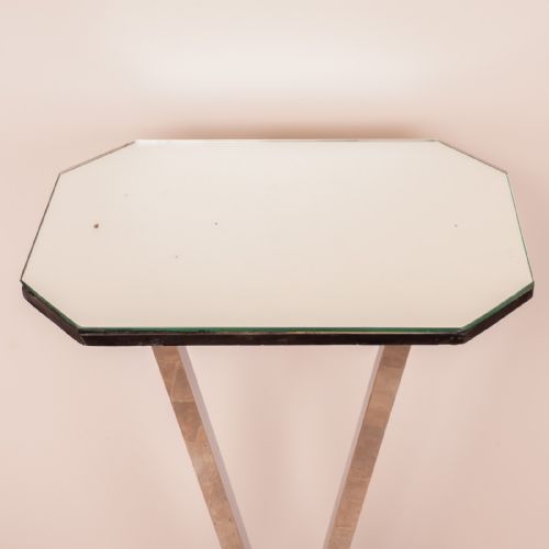 ART DECO OCCASIONAL TABLE WITH MIRRORED TOP - ADDITIONAL PHOTO 2