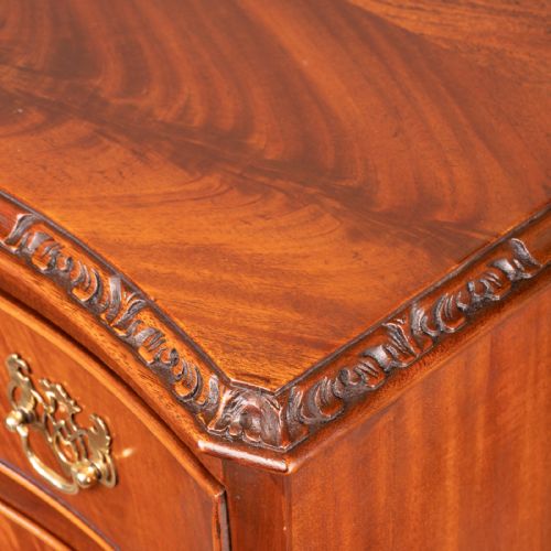 SERPENTINE FRONTED TALL MAHOGANY CHEST OF DRAWERS - ADDITIONAL PHOTO 12