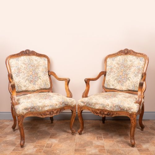 19thc pair of french walnut fauteuilsarmchairs - CATEGORY: ANTIQUE CHAIRS - DATED 19TH CENTURY