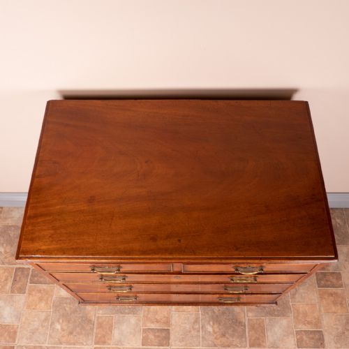 SMALL 19THC MAHOGANY CHEST OF DRAWERS - ADDITIONAL PHOTO 6
