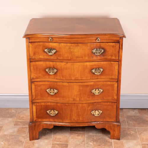small serpentine fronted walnut chest of drawers - CATEGORY: ANTIQUE CHEST OF DRAWERS - DATED 1920