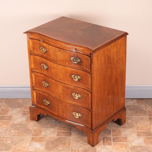 SMALL SERPENTINE FRONTED WALNUT CHEST OF DRAWERS - ADDITIONAL PHOTO 1