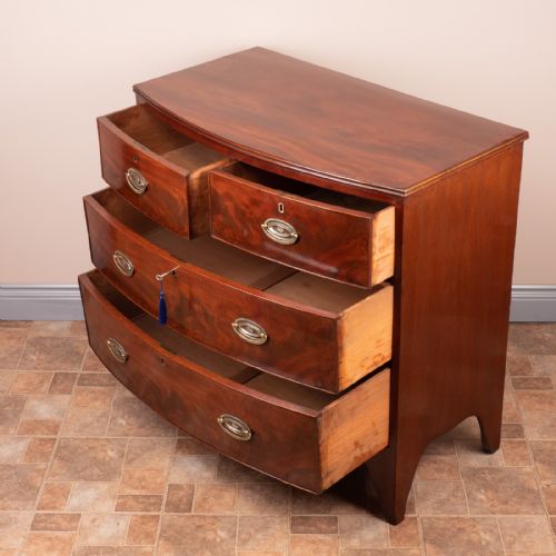 19THC MAHOGANY BOW FRONTED CHEST OF DRAWERS - ADDITIONAL PHOTO 9