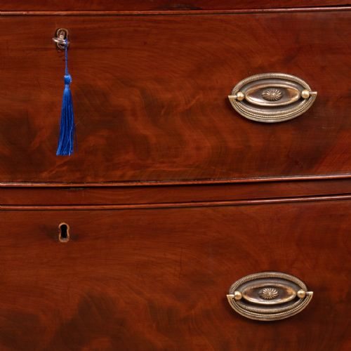 19THC MAHOGANY BOW FRONTED CHEST OF DRAWERS - ADDITIONAL PHOTO 12