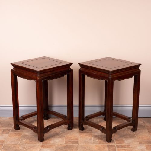 ELEGANT PAIR OF CHINESE TABLE STANDS - ADDITIONAL PHOTO 1