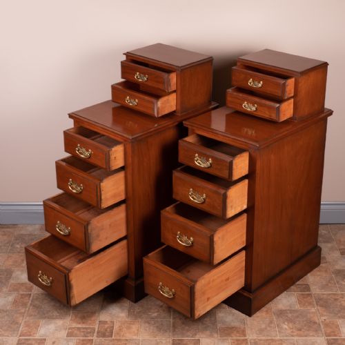 GOOD QUALITY PAIR OF EDWARDIAN WALNUT BEDSIDE CHESTS - ADDITIONAL PHOTO 7