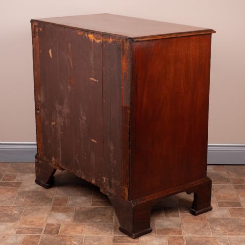 SMALL GEORGIAN MAHOGANY INLAID CHEST OF DRAWERS - ADDITIONAL PHOTO 17